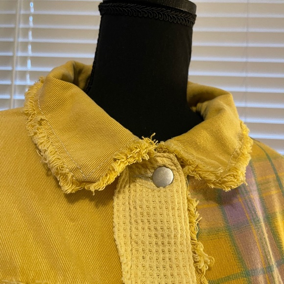 POL Yellow & Plaid Patchwork Raw Hem Distressed Shacket - Picture 7 of 11